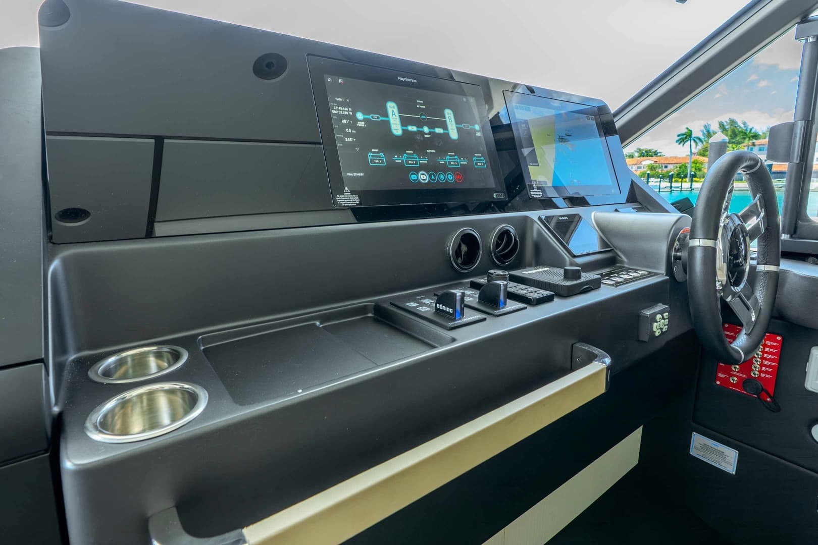 2023 Azimut Magellano 66
