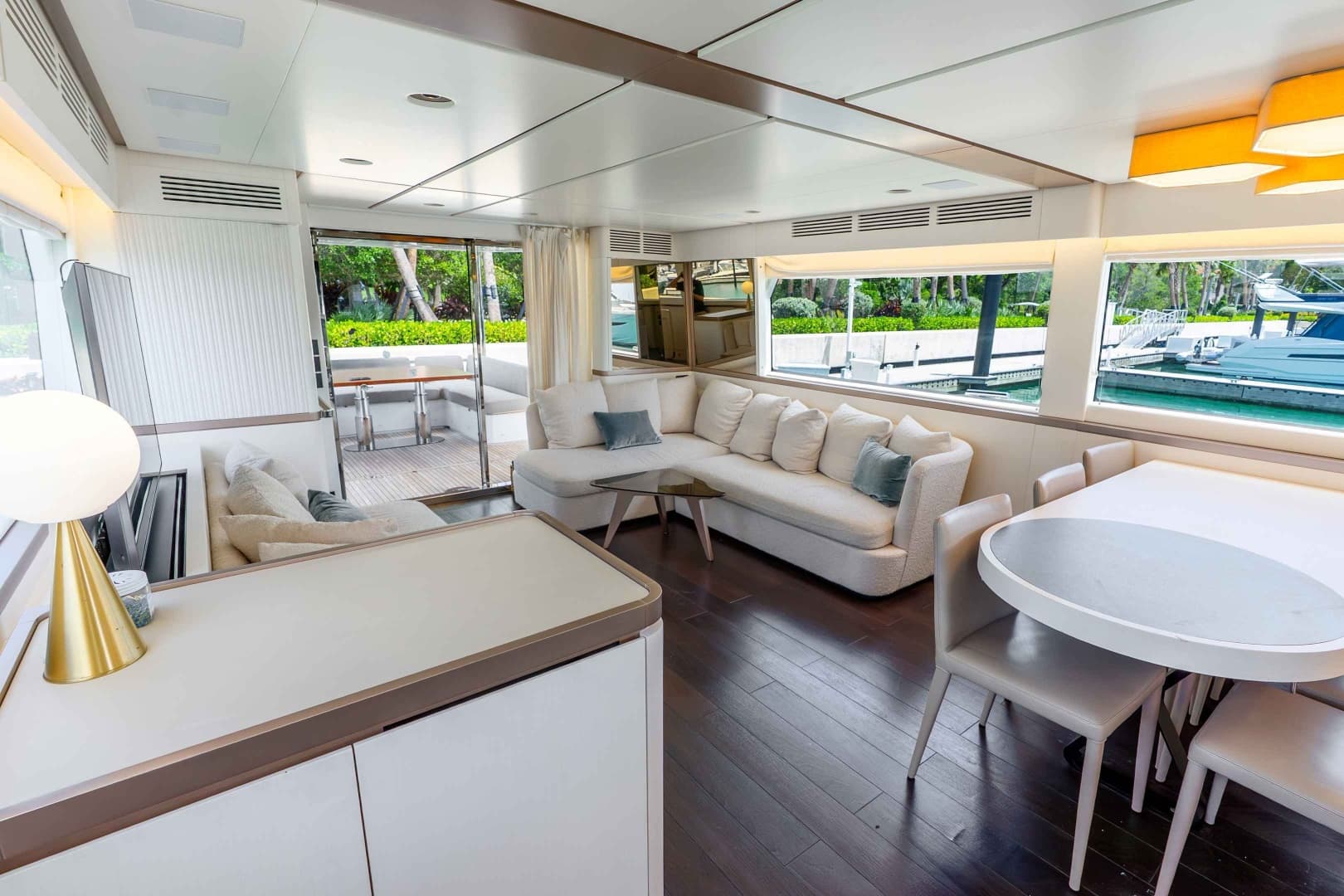2023 Azimut Magellano 66