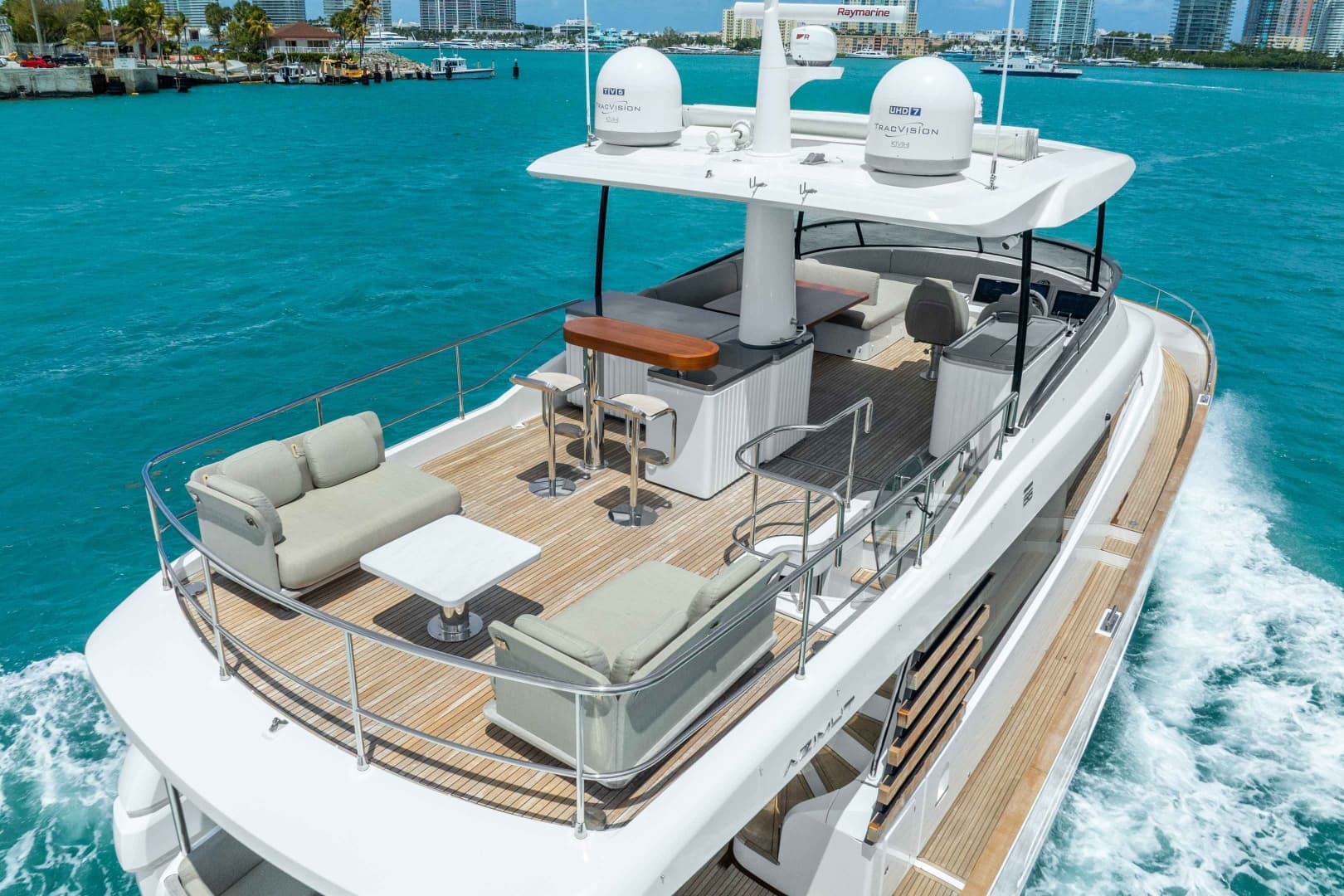2023 Azimut Magellano 66