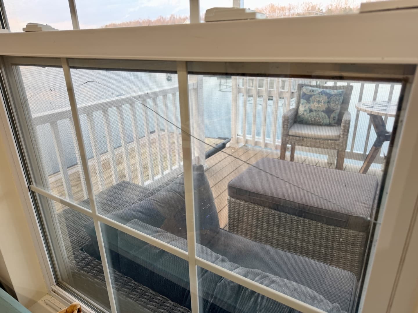2002 Custom 23 x 31 Floating Cabin - Approx 729sqft