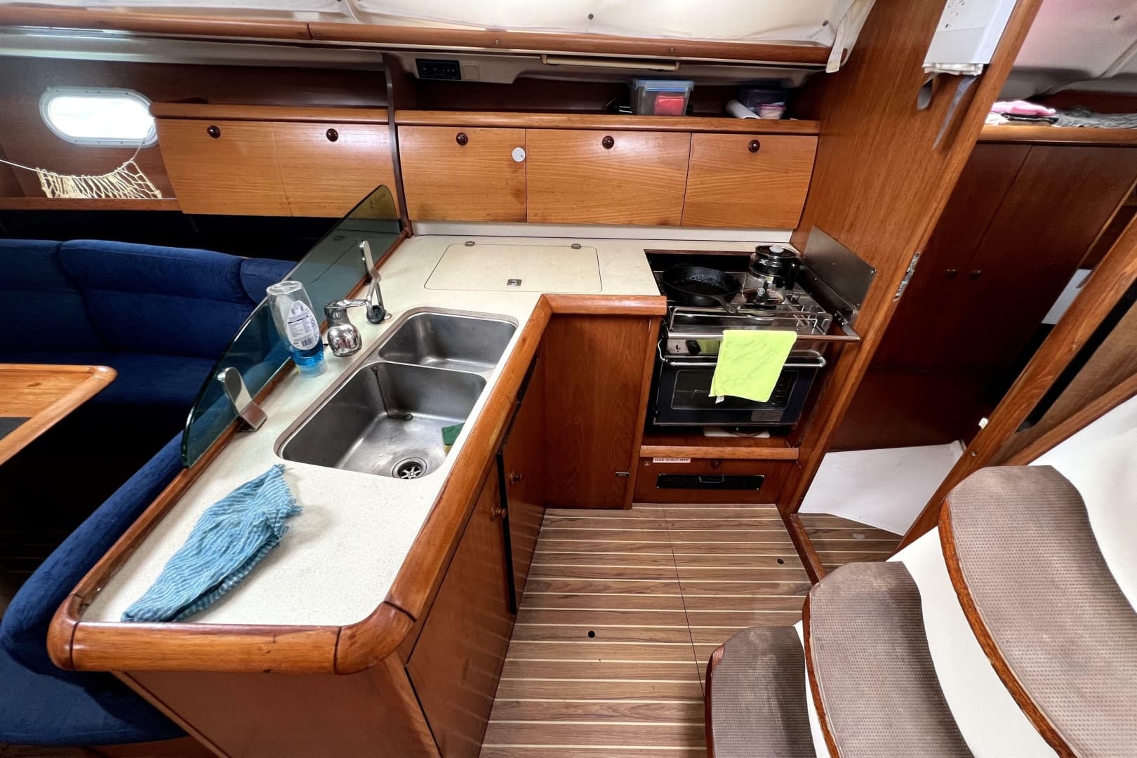 2002 Jeanneau Sun Odyssey 40