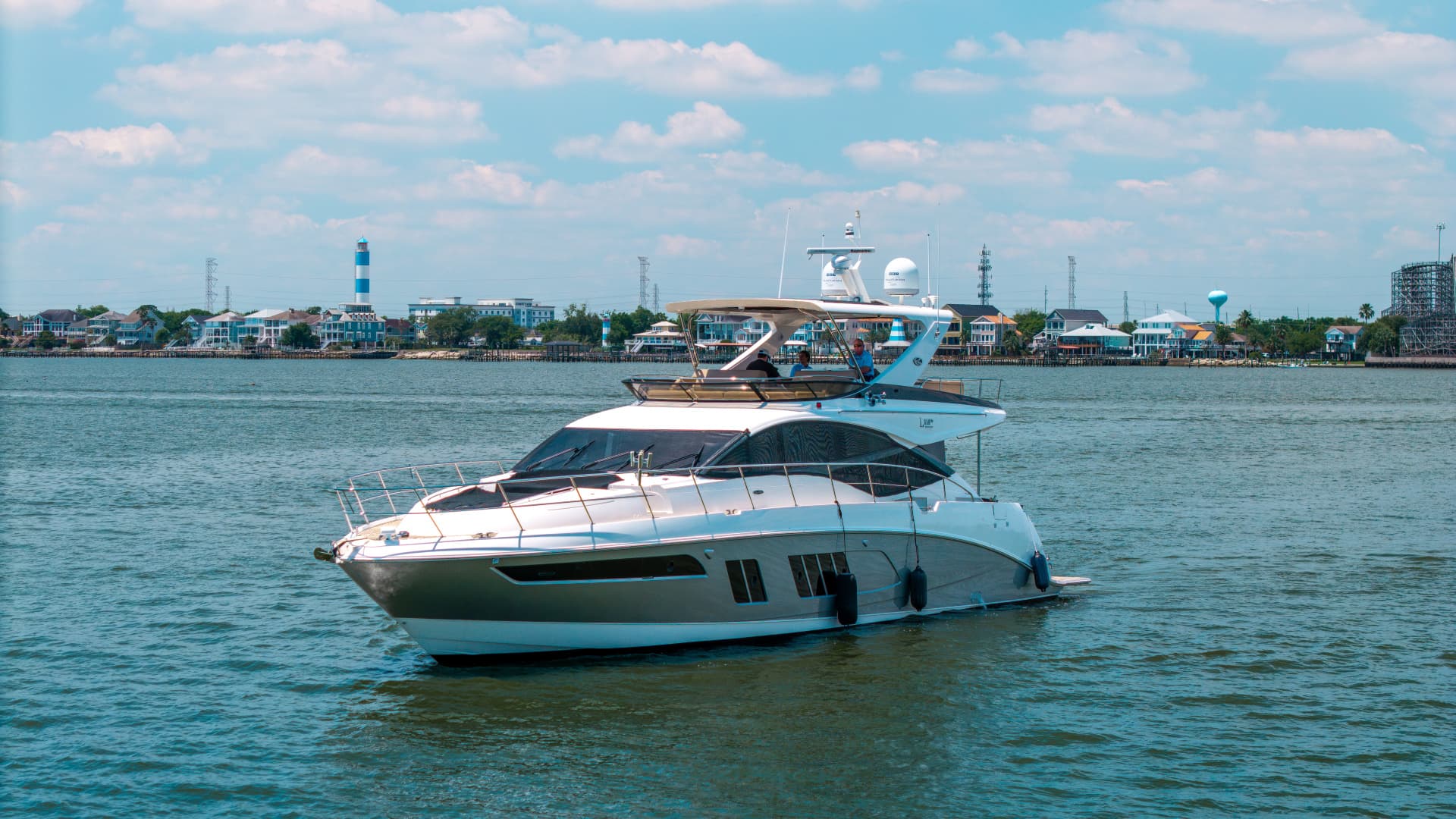 2017 Sea Ray L650 Fly