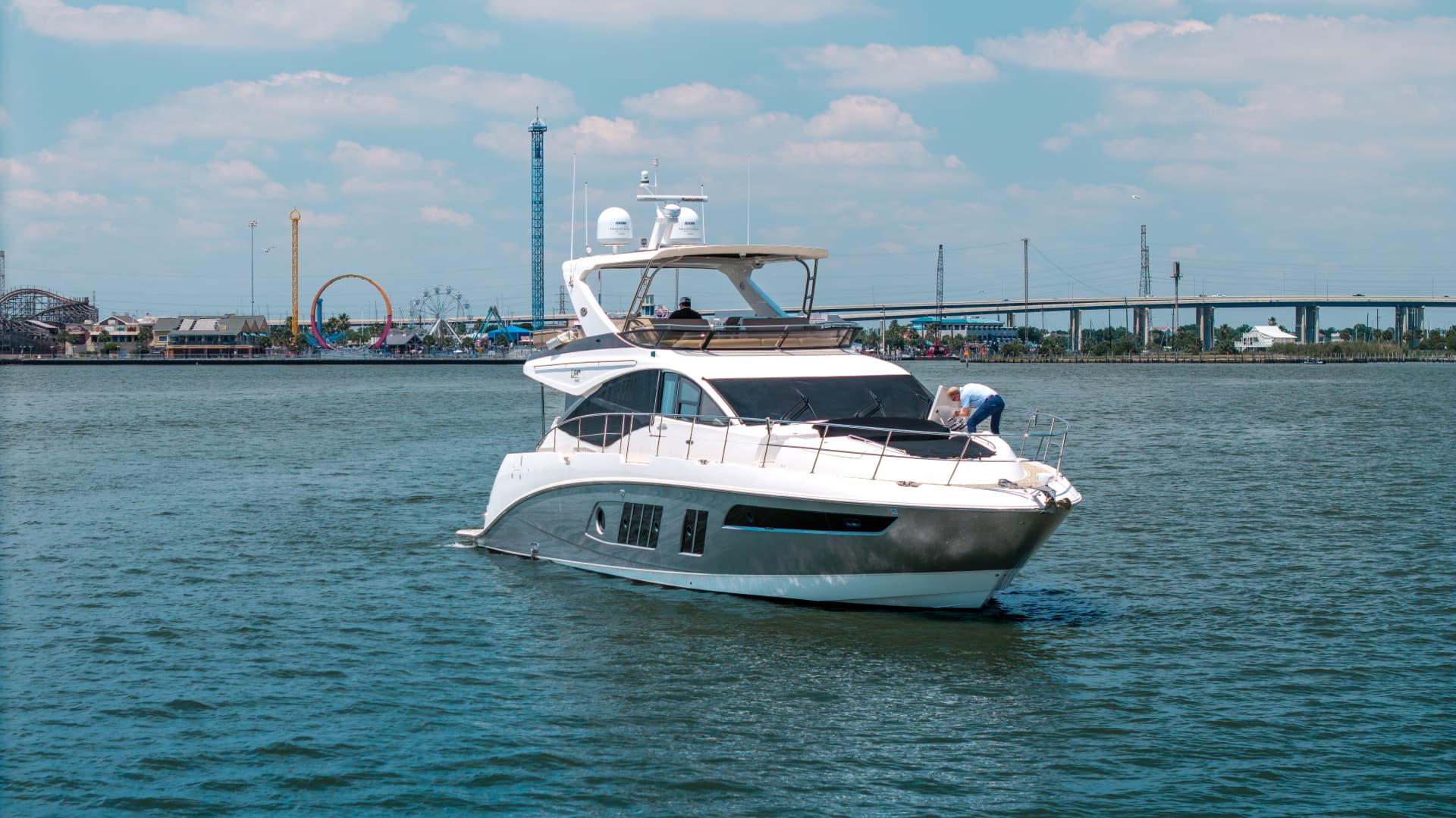 2017 Sea Ray L650 Fly