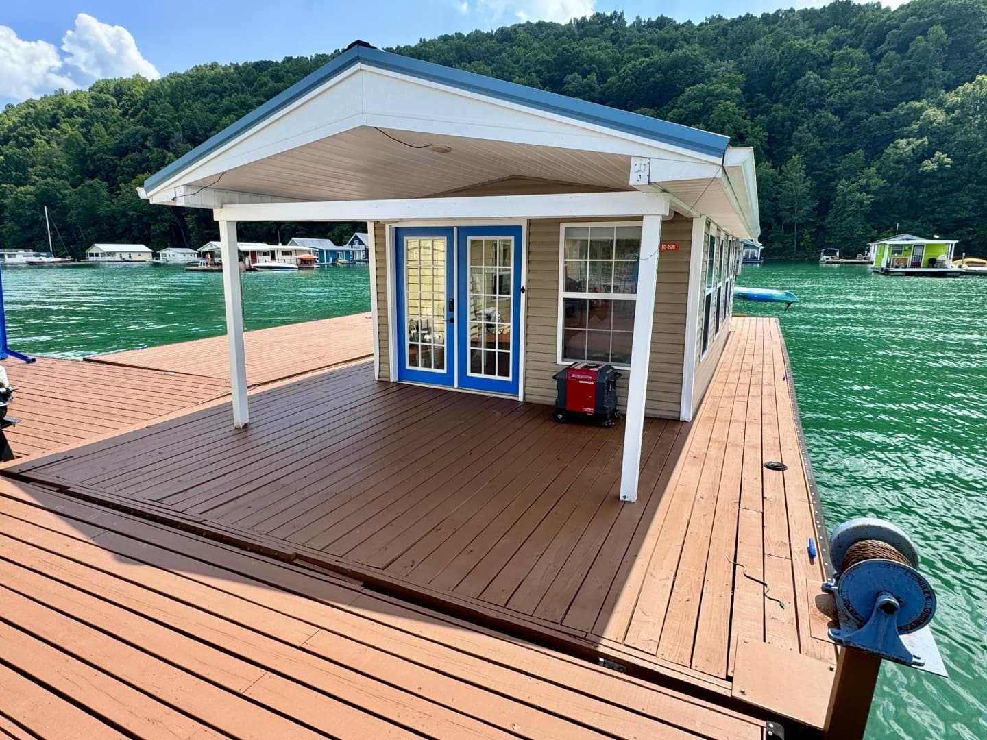 2008 Custom 13 x 29 Floating Cabin Approx 377sqft