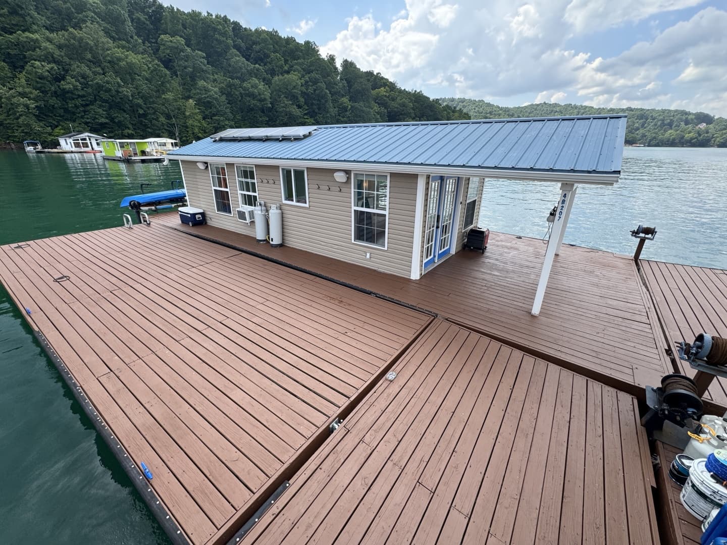 2008 Custom 13 x 29 Floating Cabin Approx 377sqft