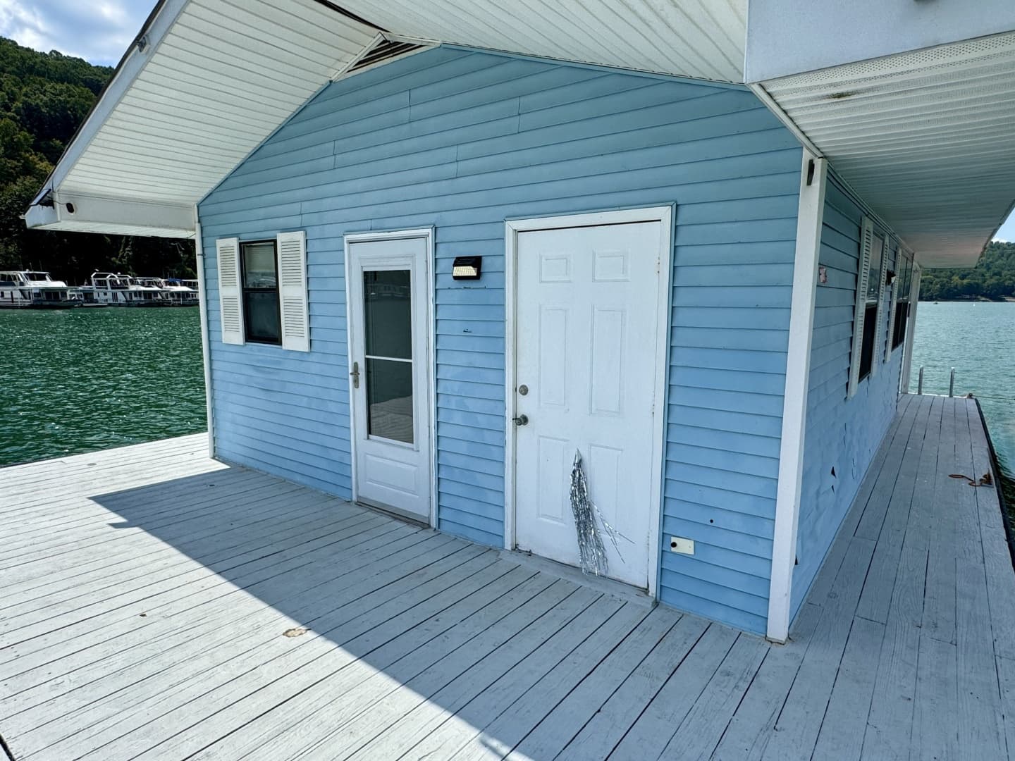 1978 Custom 18 x 24 Off-Grid Floating Cabin Approx 385sqft