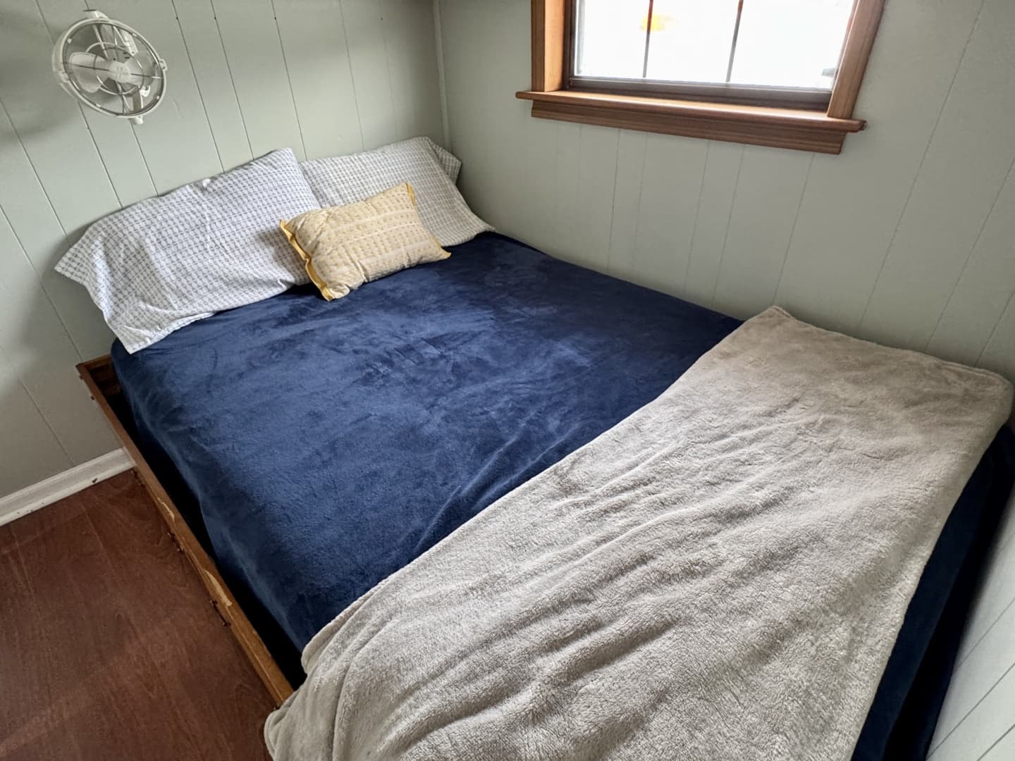 1978 Custom 18 x 24 Off-Grid Floating Cabin Approx 385sqft