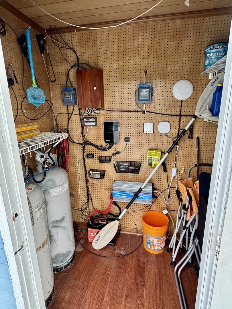 1978 Custom 18 x 24 Off-Grid Floating Cabin Approx 385sqft