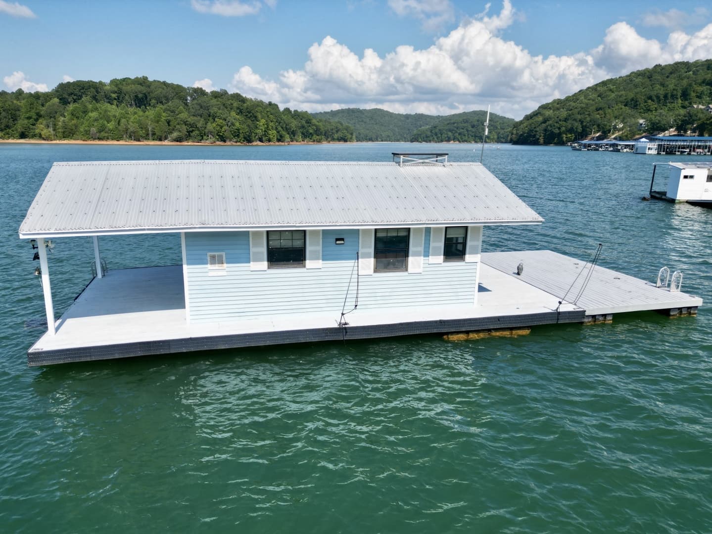 1978 Custom 18 x 24 Off-Grid Floating Cabin Approx 385sqft