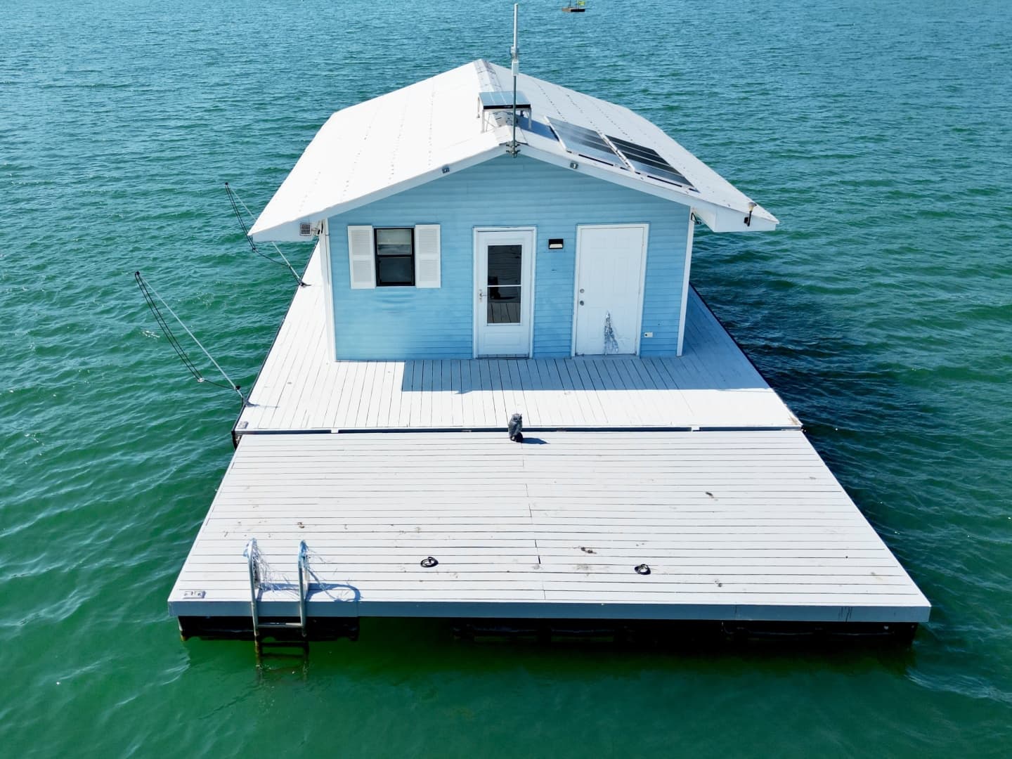 1978 Custom 18 x 24 Off-Grid Floating Cabin Approx 385sqft
