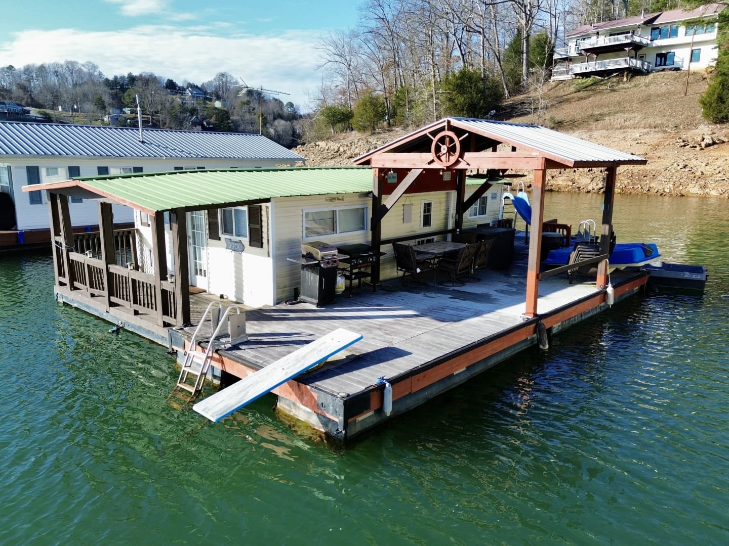 1978 Custom 16 x 26 Floating Cabin Project 395sqft