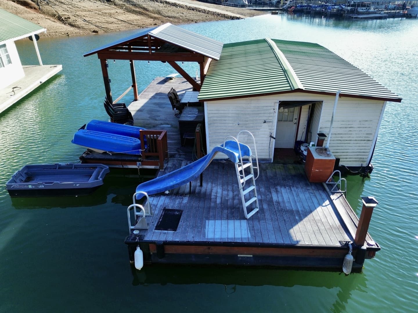 1978 Custom 16 x 26 Floating Cabin Project 395sqft