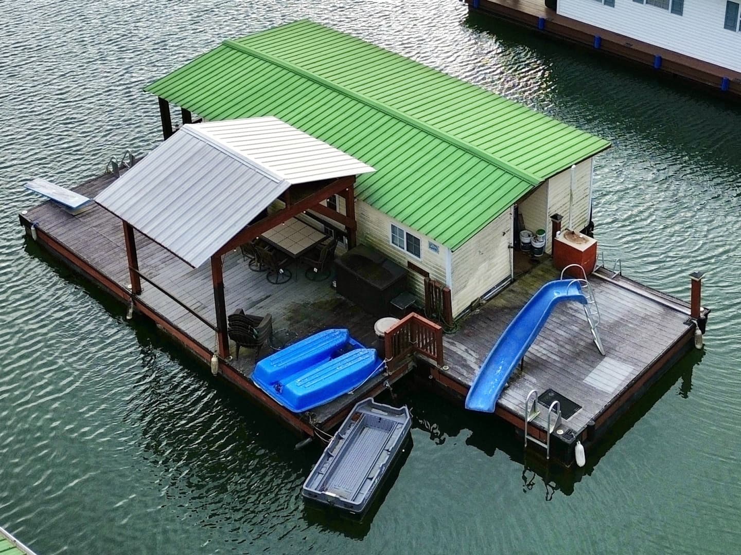 1978 Custom 16 x 26 Floating Cabin Project 395sqft
