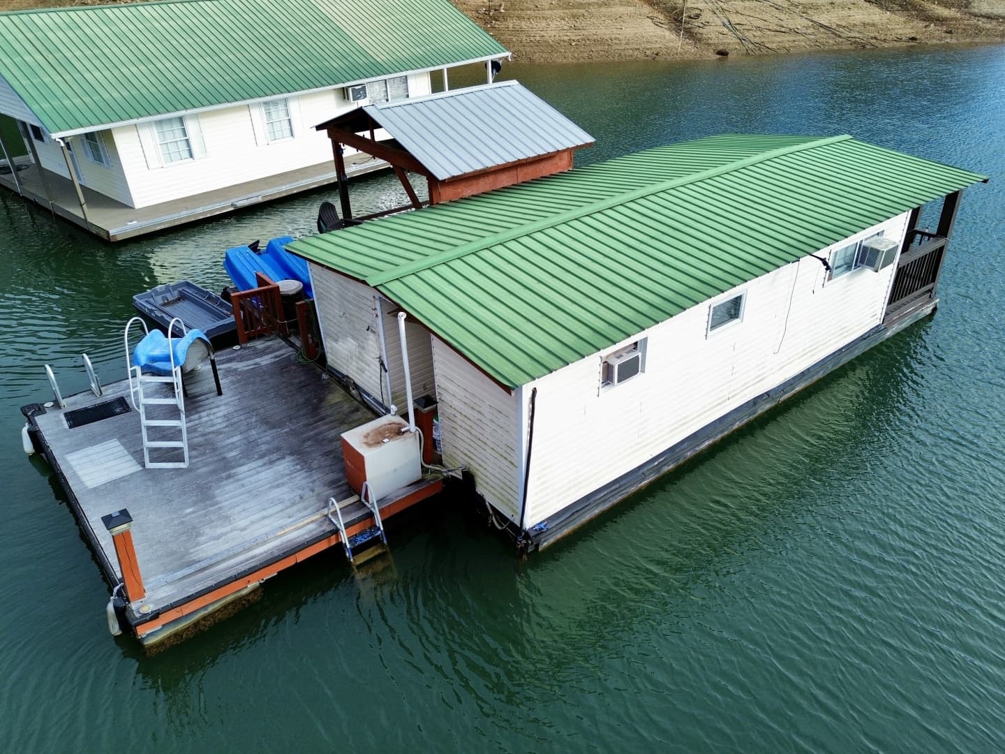 1978 Custom 16 x 26 Floating Cabin Project 395sqft