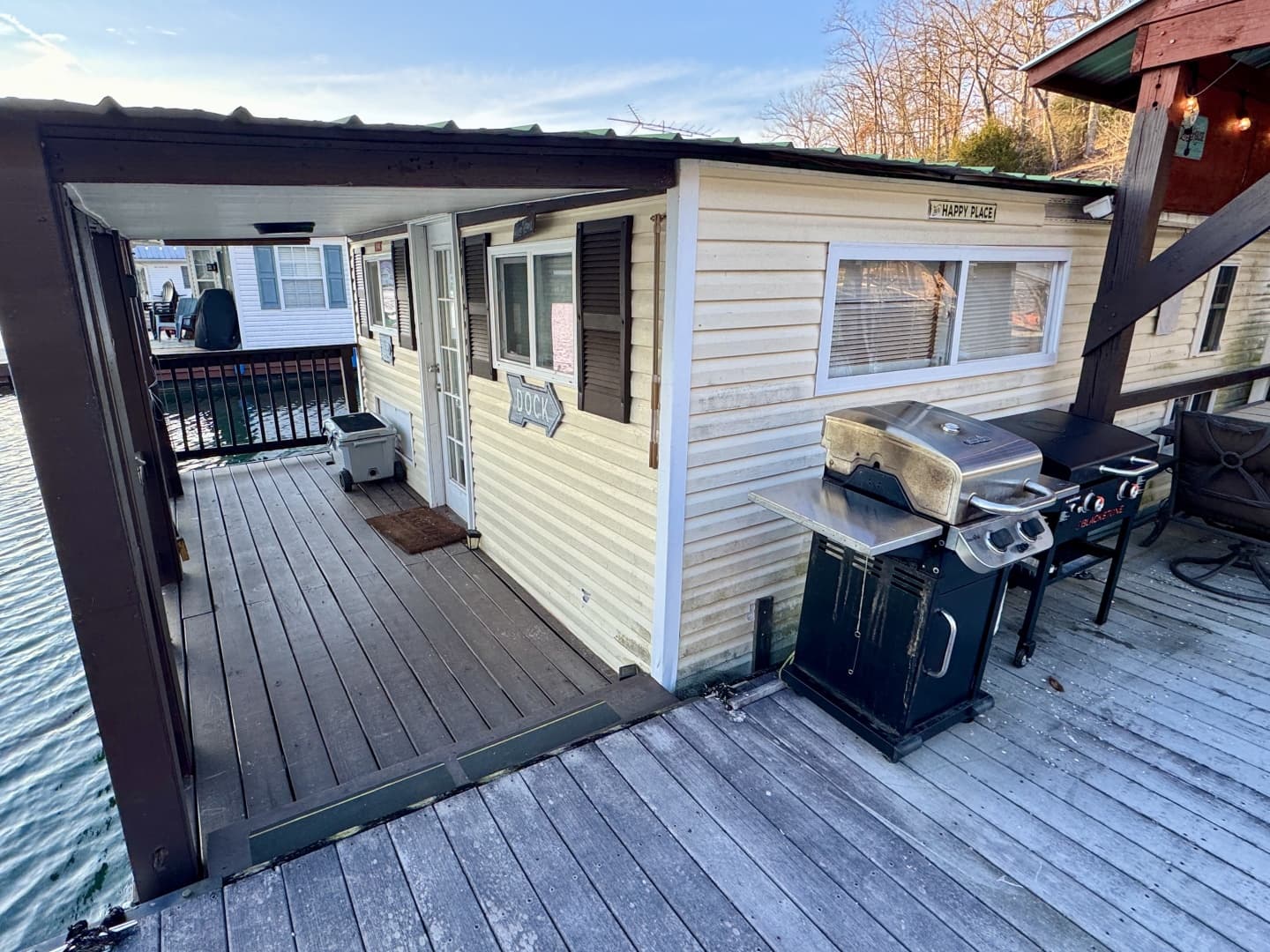 1978 Custom 16 x 26 Floating Cabin Project 395sqft