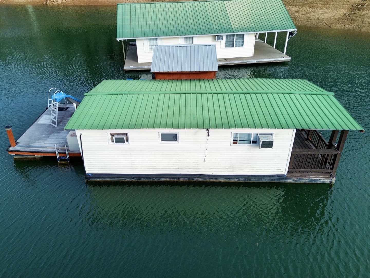 1978 Custom 16 x 26 Floating Cabin Project 395sqft