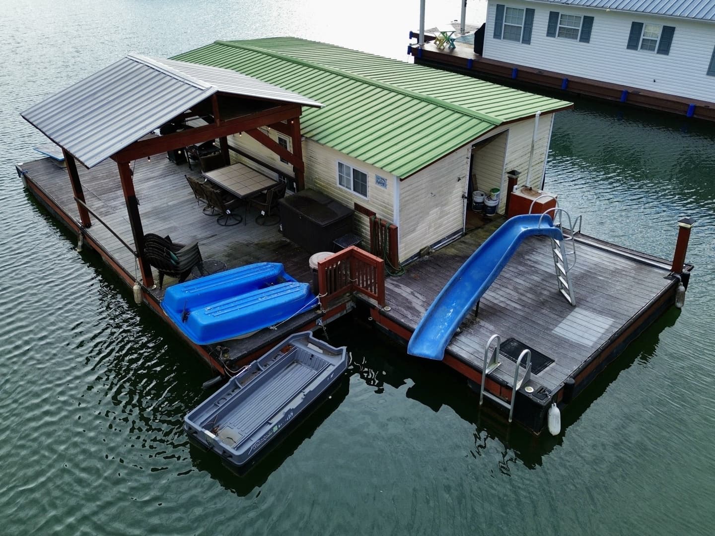1978 Custom 16 x 26 Floating Cabin Project 395sqft
