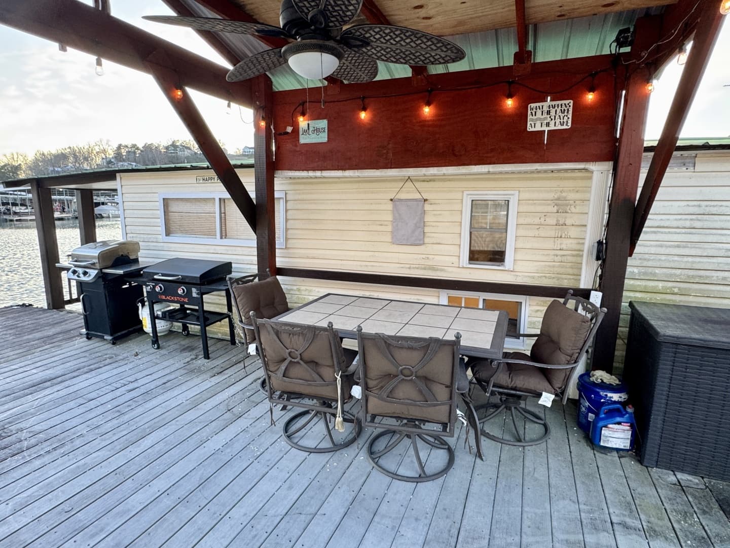 1978 Custom 16 x 26 Floating Cabin Project 395sqft
