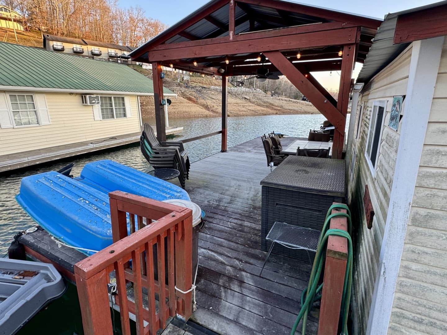 1978 Custom 16 x 26 Floating Cabin Project 395sqft