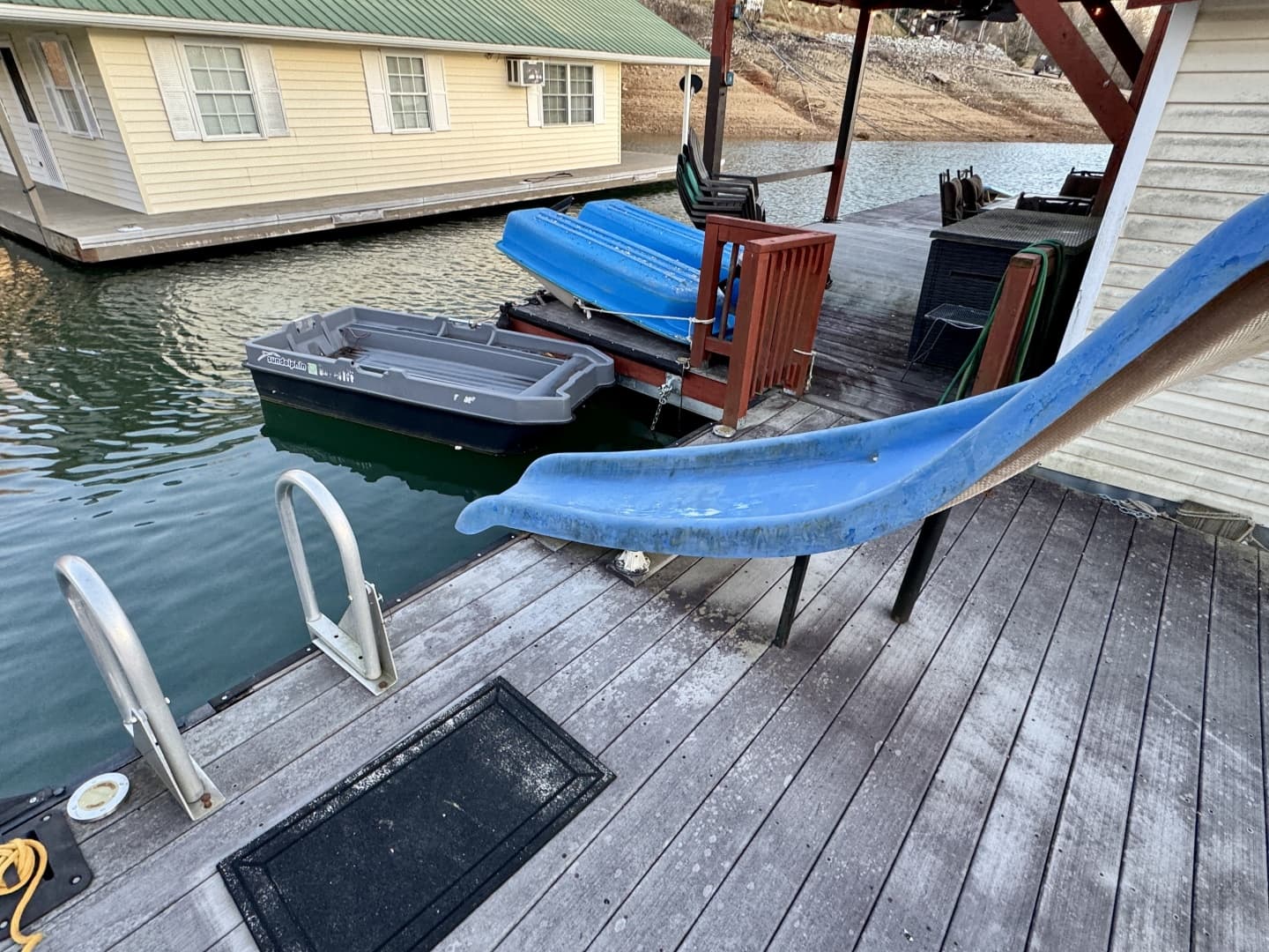 1978 Custom 16 x 26 Floating Cabin Project 395sqft