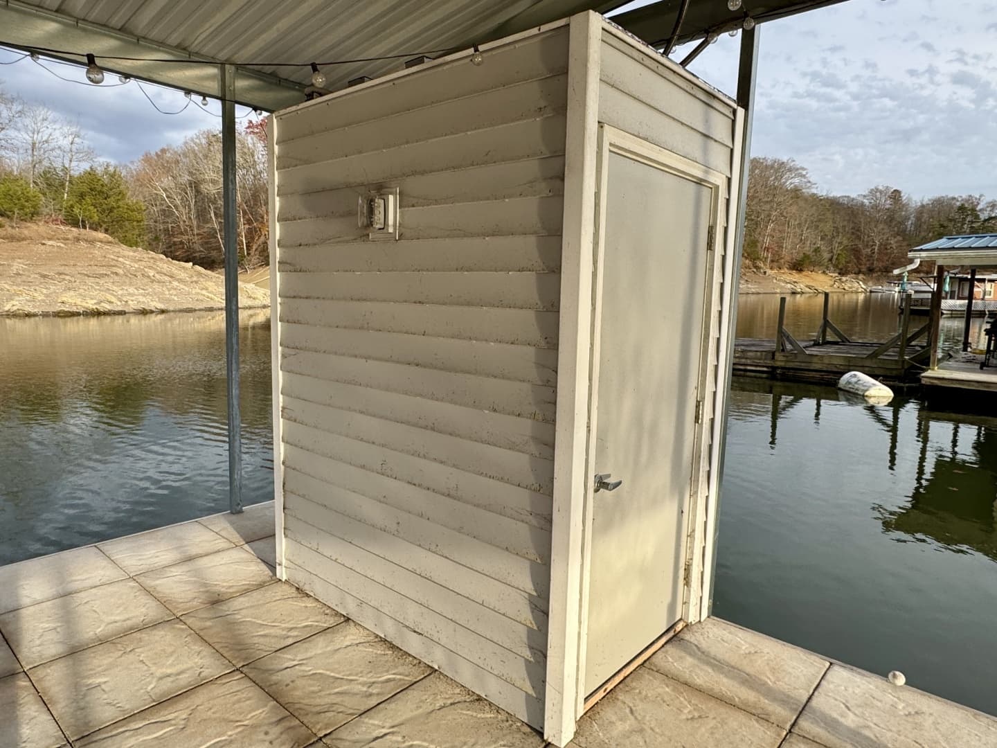 2022 Custom Premier Docks 16 x 40 Solar Powered Dock