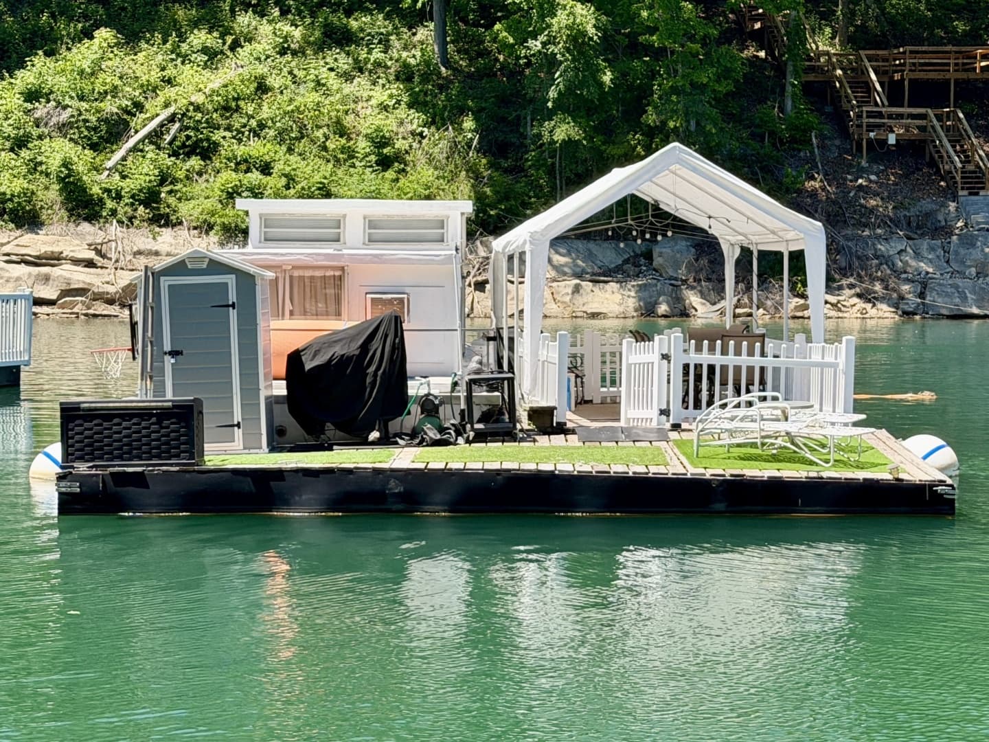 1969 Custom 9 x 27 Floating Cabin - 1969 Drift-R-Cruz - 238sqft