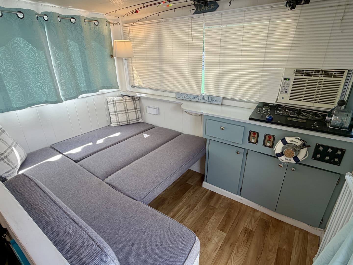 1969 Custom 9 x 27 Floating Cabin - 1969 Drift-R-Cruz - 238sqft