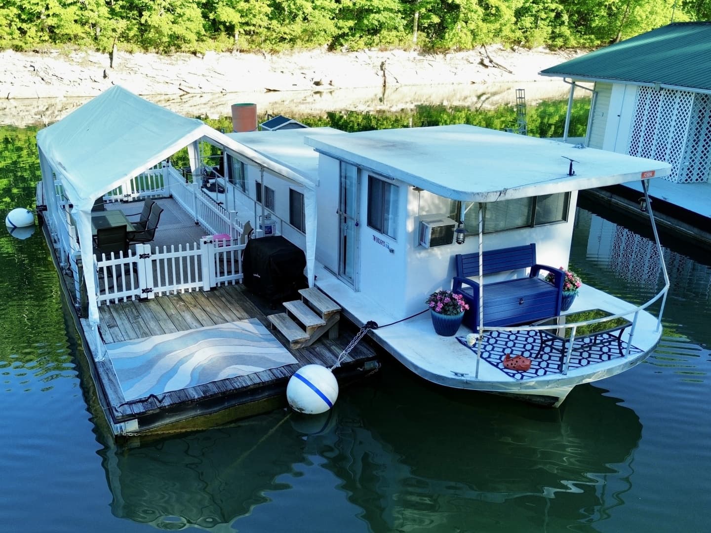 1969 Custom 9 x 27 Floating Cabin - 1969 Drift-R-Cruz - 238sqft