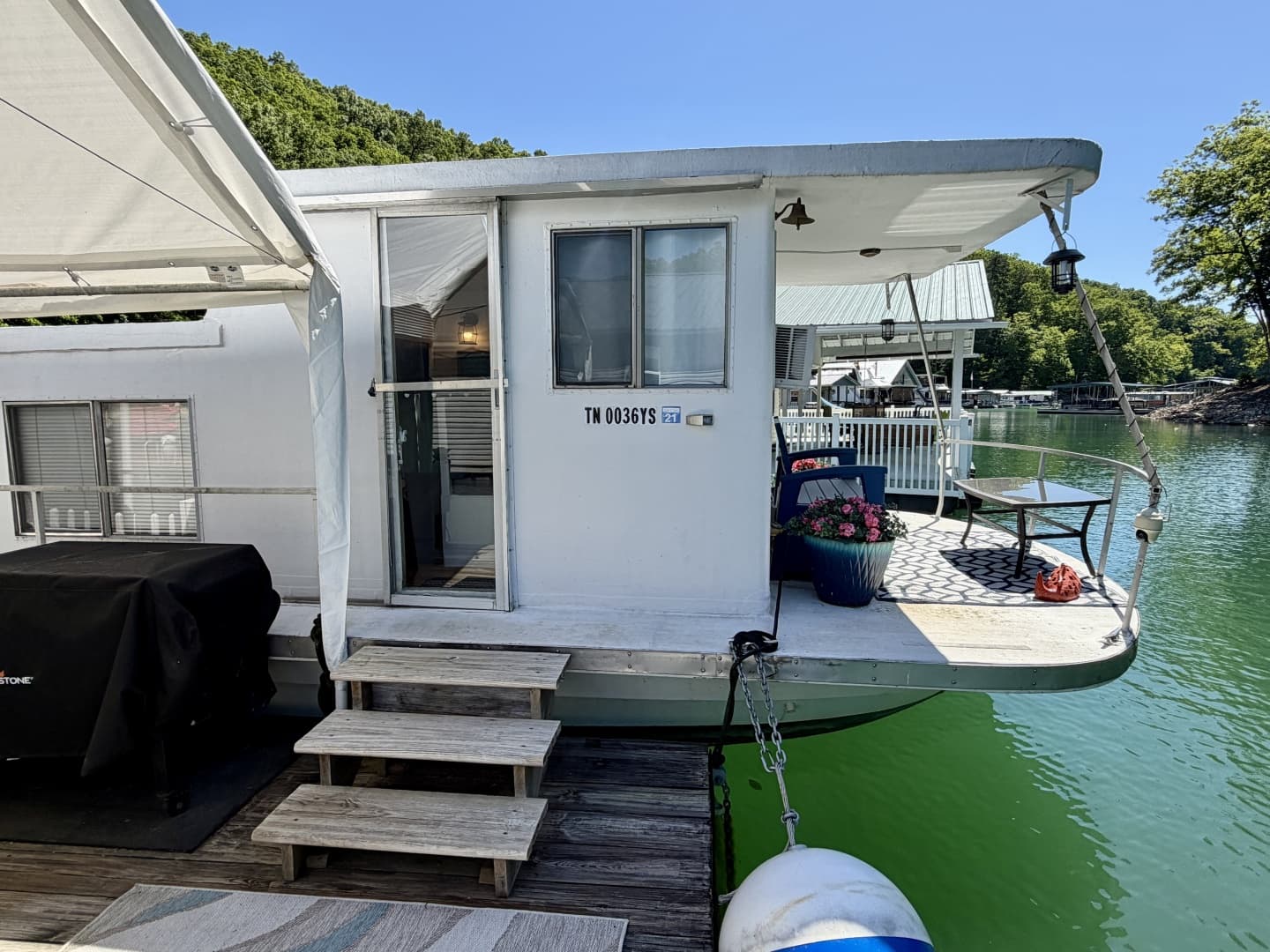 1969 Custom 9 x 27 Floating Cabin - 1969 Drift-R-Cruz - 238sqft