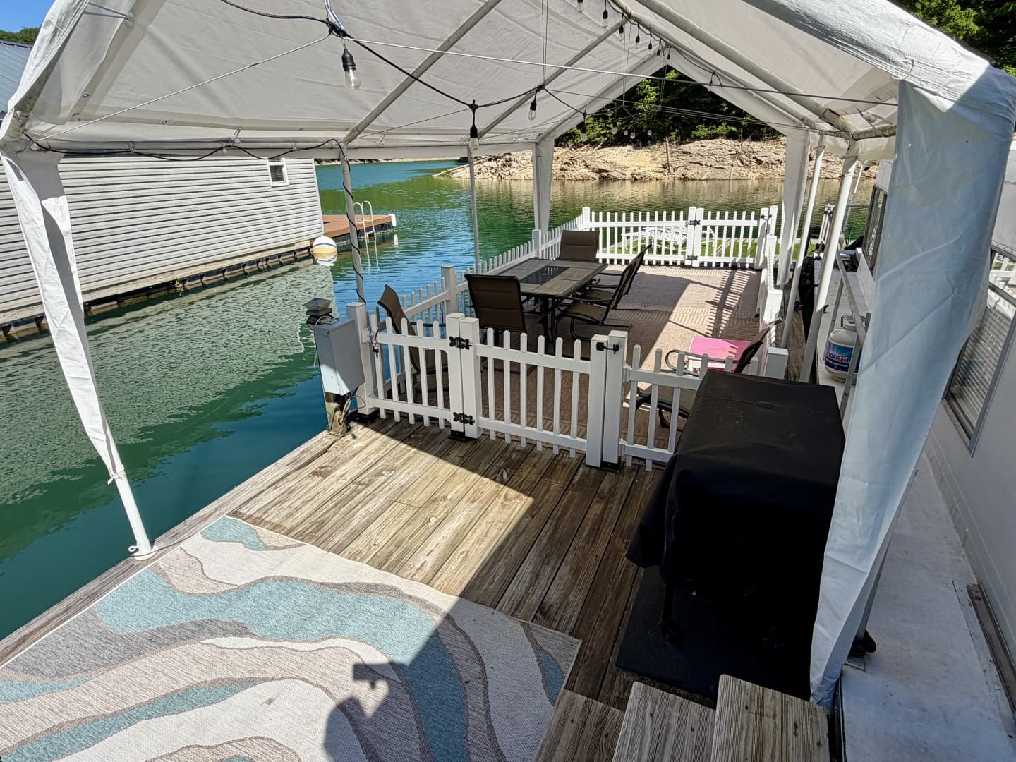 1969 Custom 9 x 27 Floating Cabin - 1969 Drift-R-Cruz - 238sqft