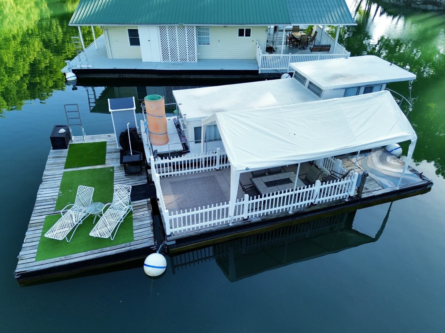 1969 Custom 9 x 27 Floating Cabin - 1969 Drift-R-Cruz - 238sqft