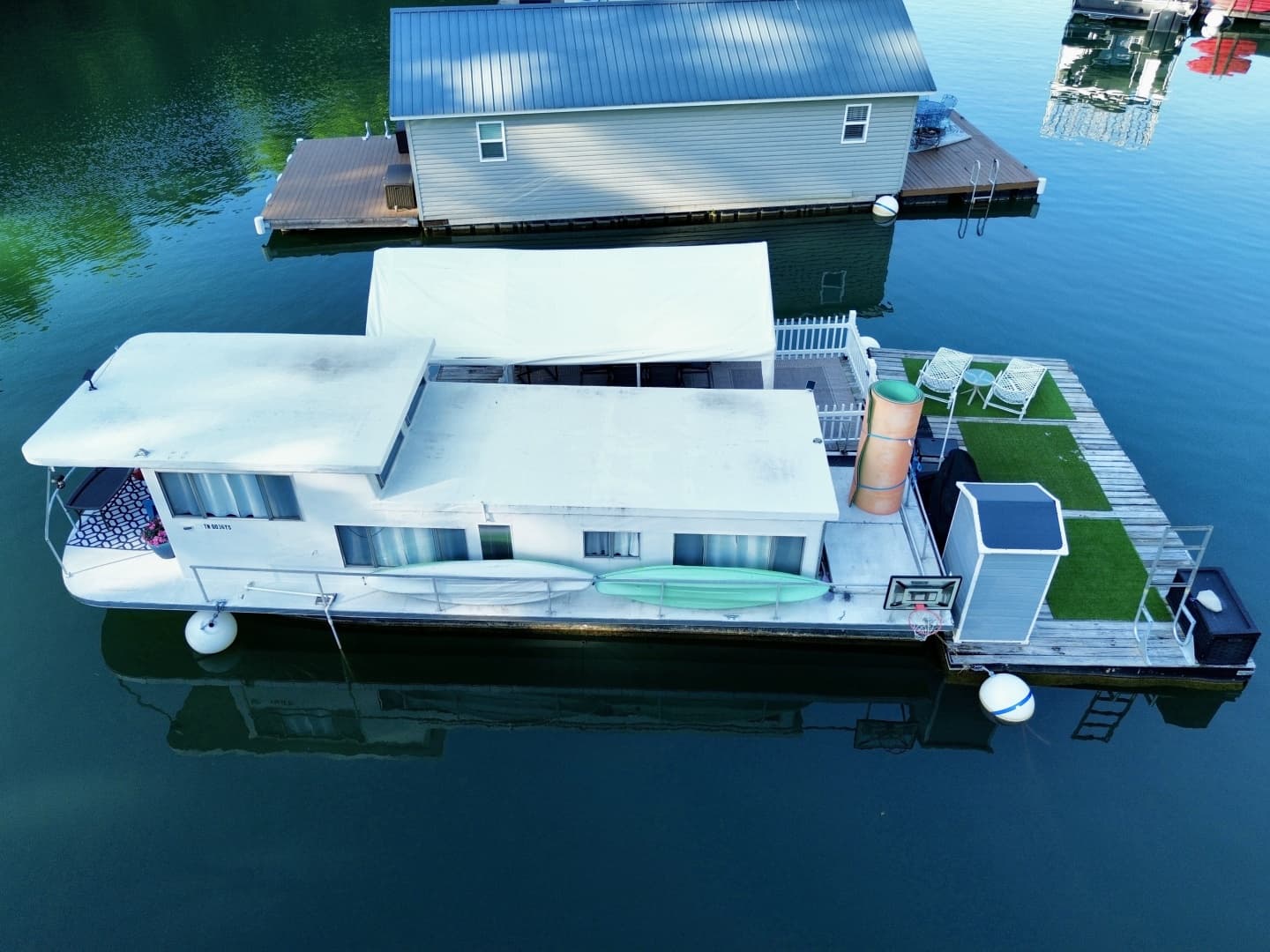 1969 Custom 9 x 27 Floating Cabin - 1969 Drift-R-Cruz - 238sqft