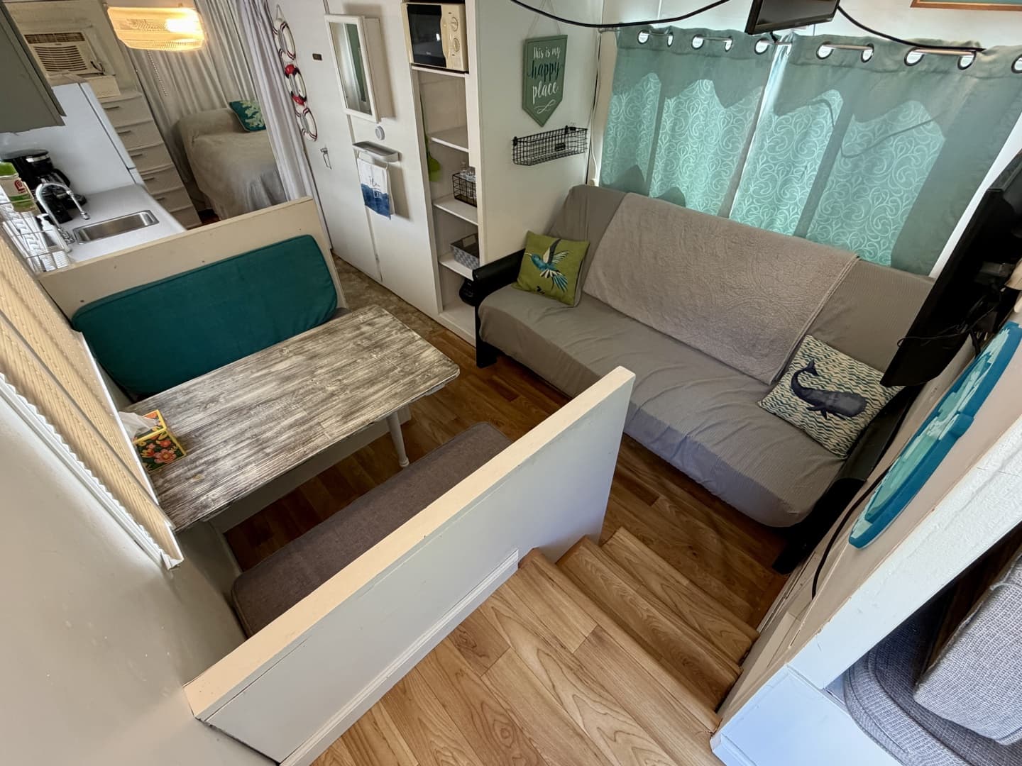 1969 Custom 9 x 27 Floating Cabin - 1969 Drift-R-Cruz - 238sqft