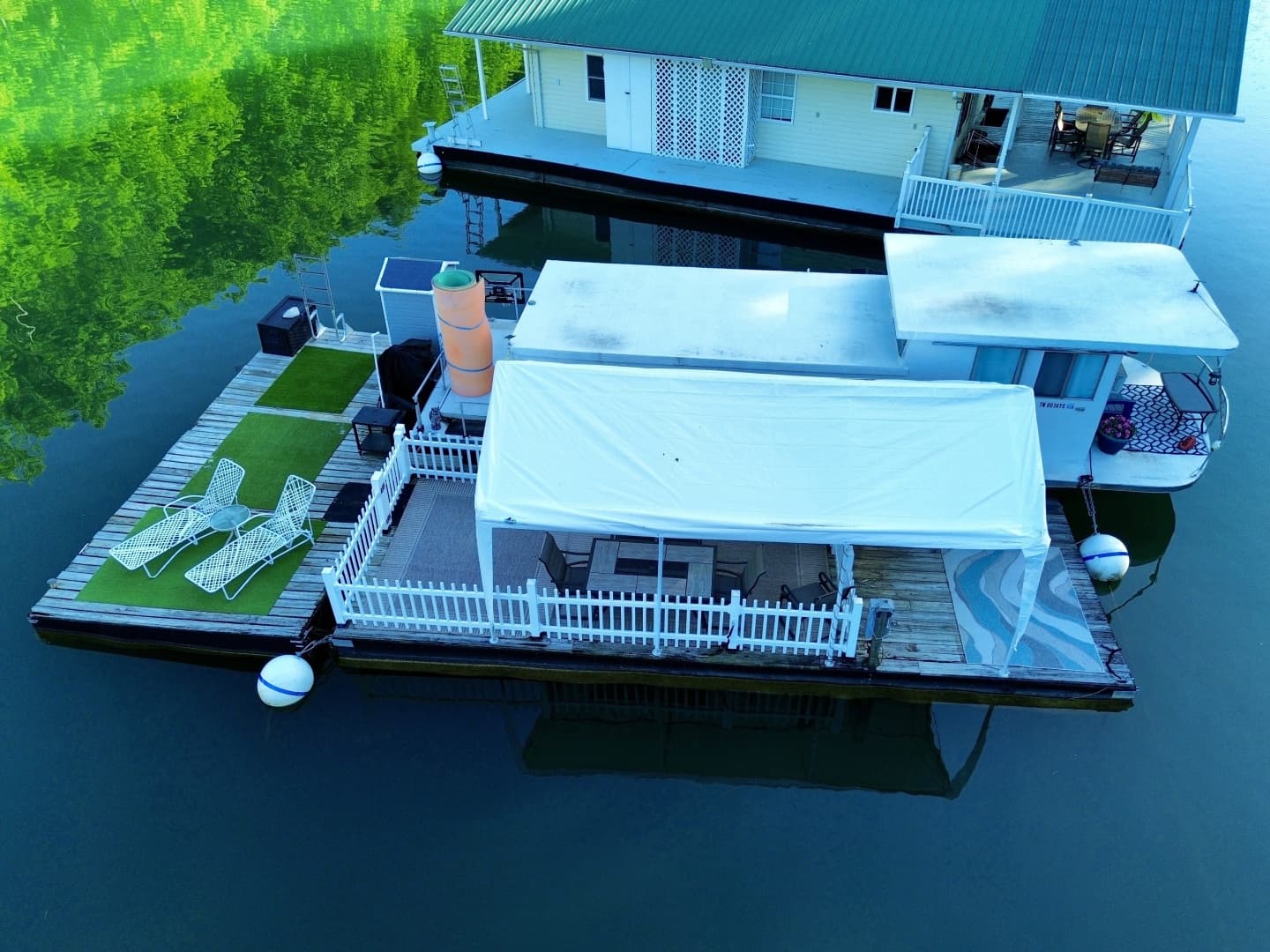 1969 Custom 9 x 27 Floating Cabin - 1969 Drift-R-Cruz - 238sqft