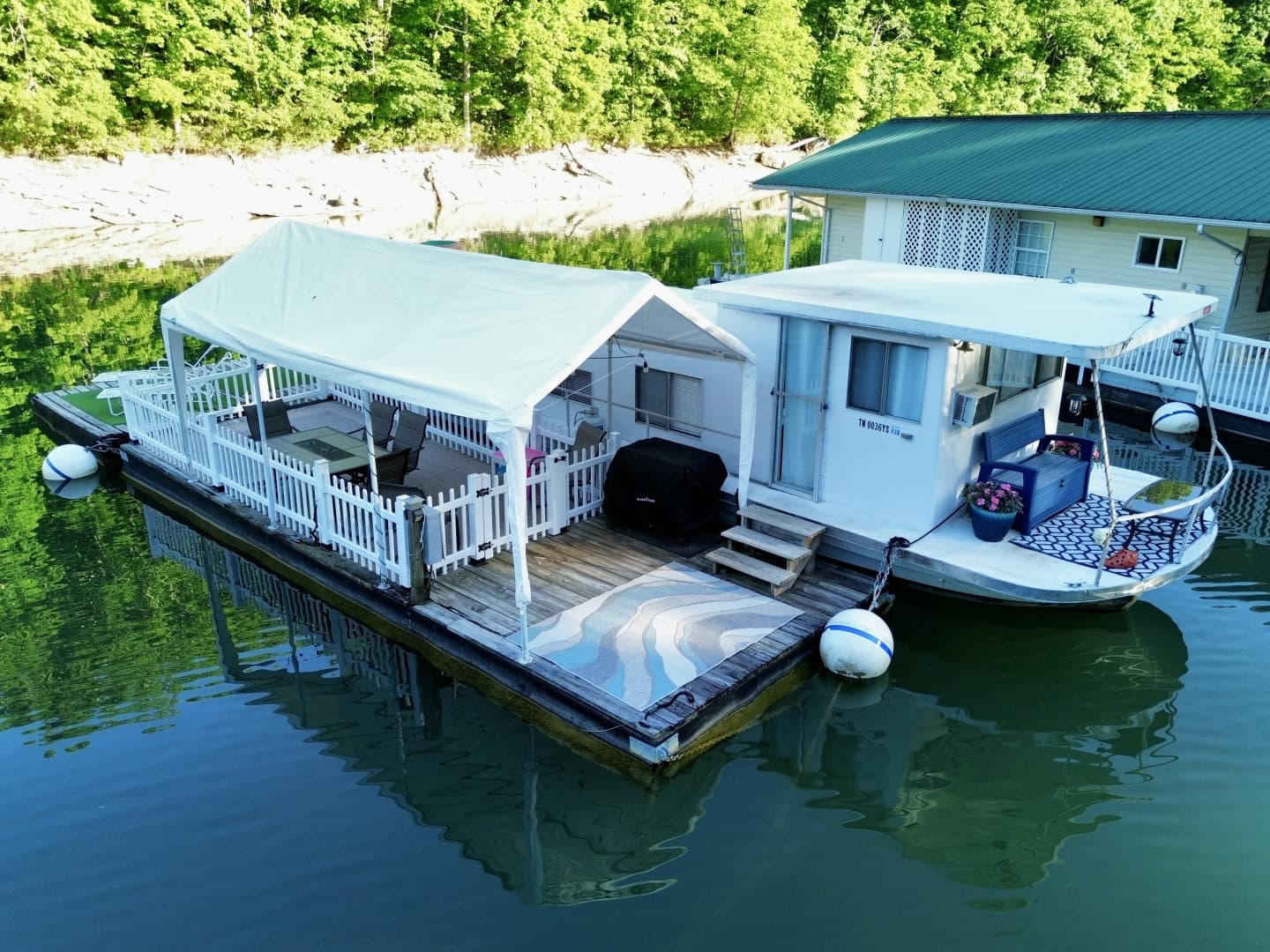 1969 Custom 9 x 27 Floating Cabin - 1969 Drift-R-Cruz - 238sqft
