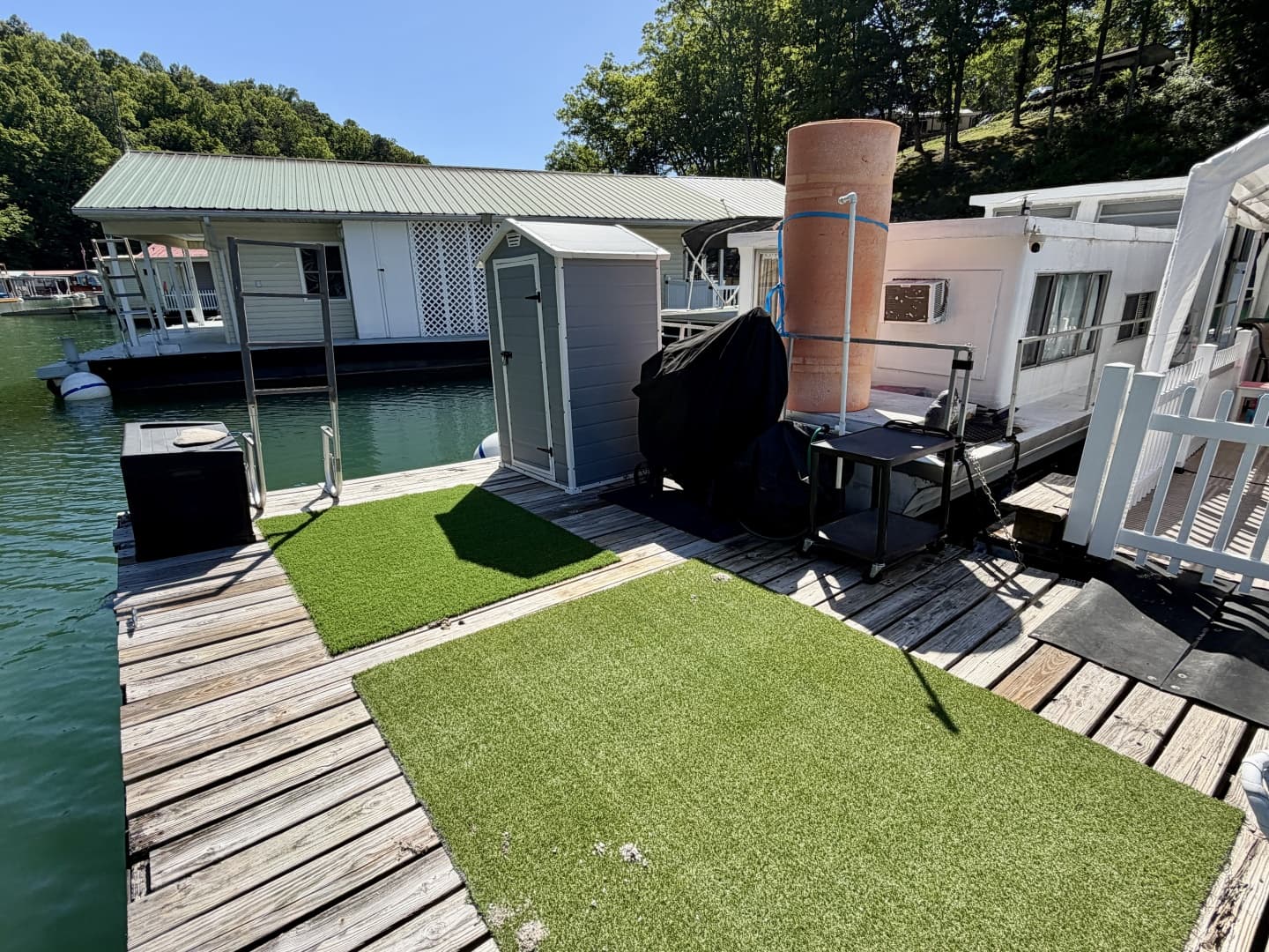 1969 Custom 9 x 27 Floating Cabin - 1969 Drift-R-Cruz - 238sqft
