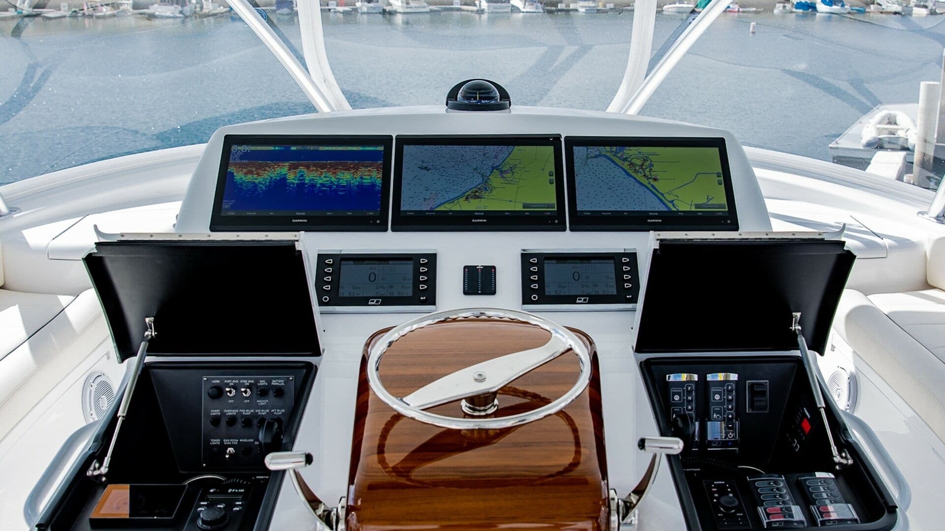2020 58 Viking Convertible - Uno Mas 