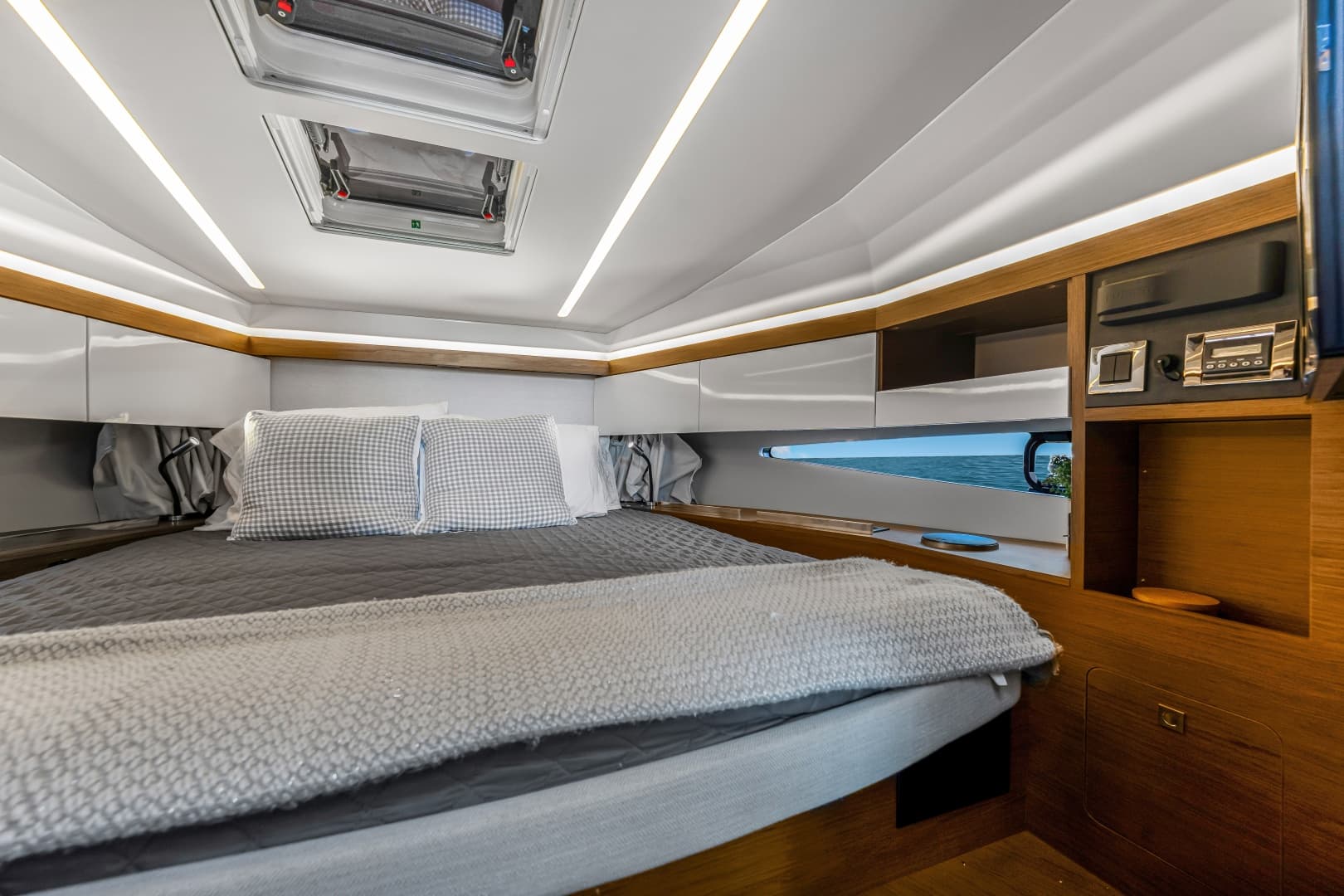 2020 Jeanneau NC 37