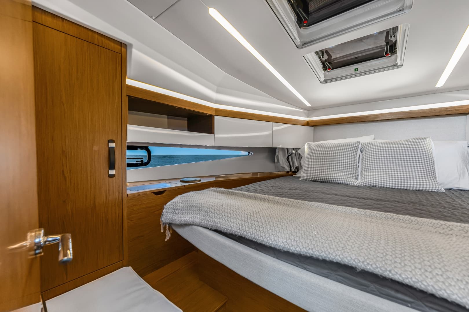 2020 Jeanneau NC 37