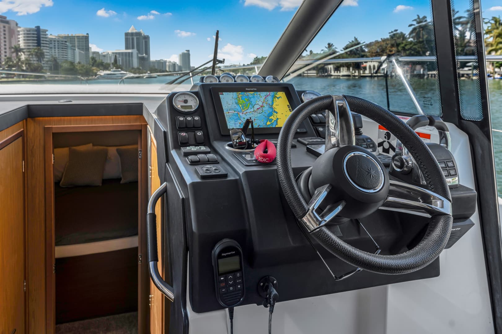 2020 Jeanneau NC 37