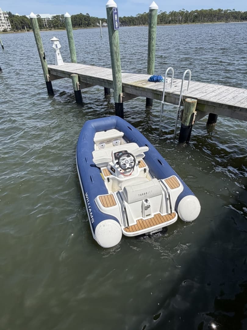2022 Williams Jet Tenders TurboJet325