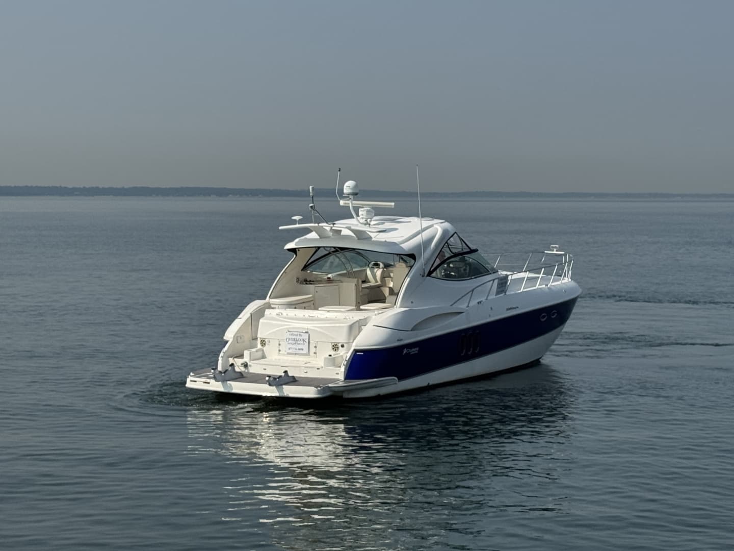 2006 Cruisers Yachts 520 Express