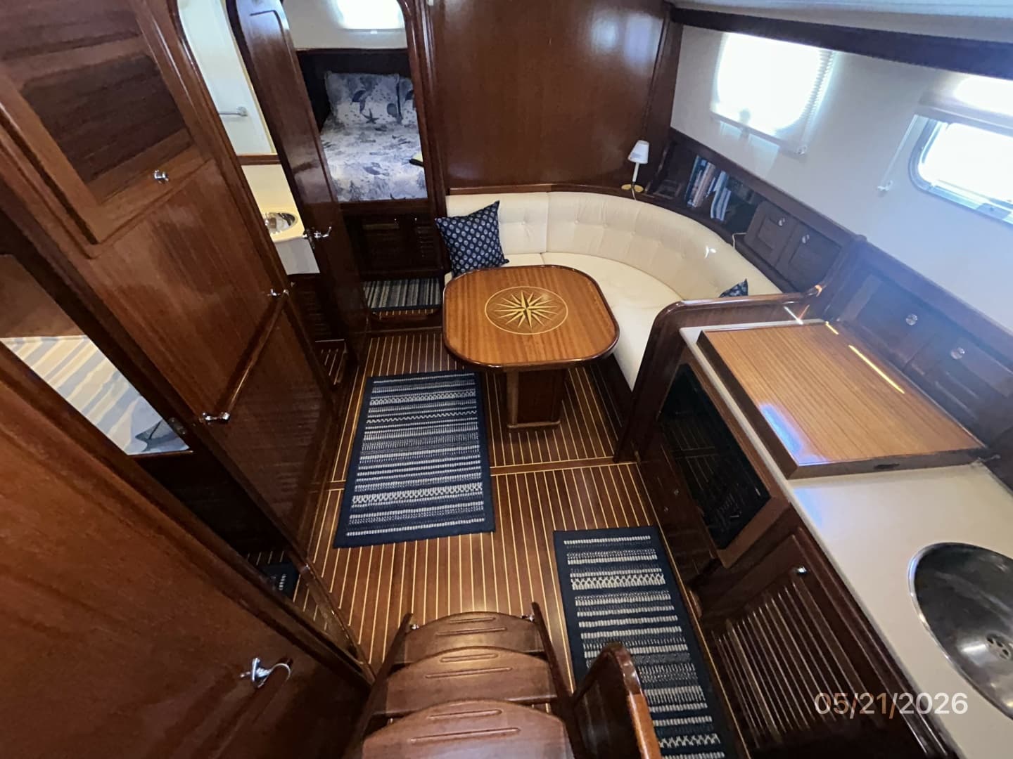 43' Menorquin salon forward