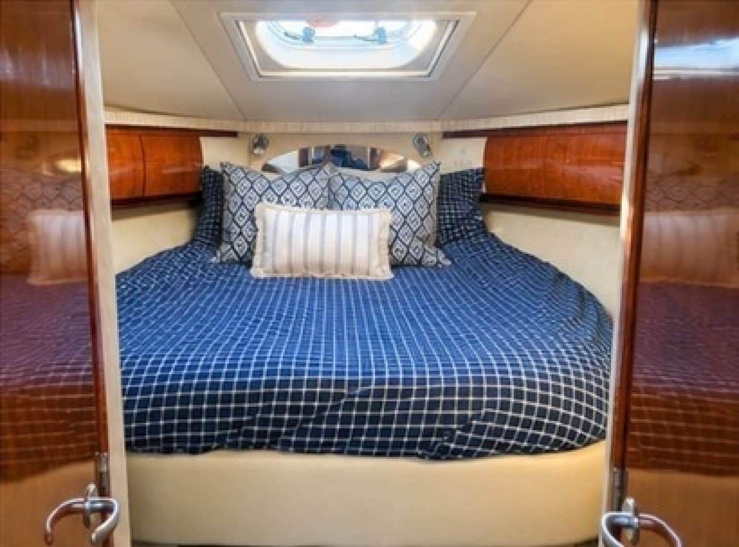 2005 Sea Ray 420 Sundancer