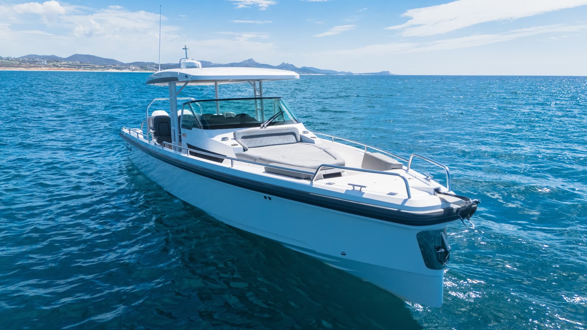 2020 Axopar 37 Sun Top
