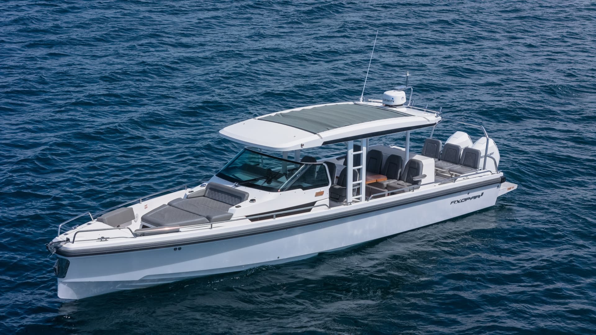 2020 Axopar 37 Sun Top