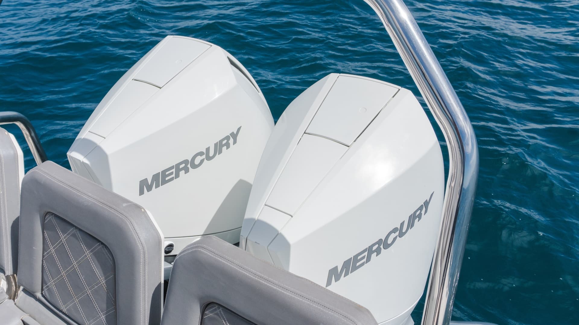 2020 Axopar 37 Sun Top