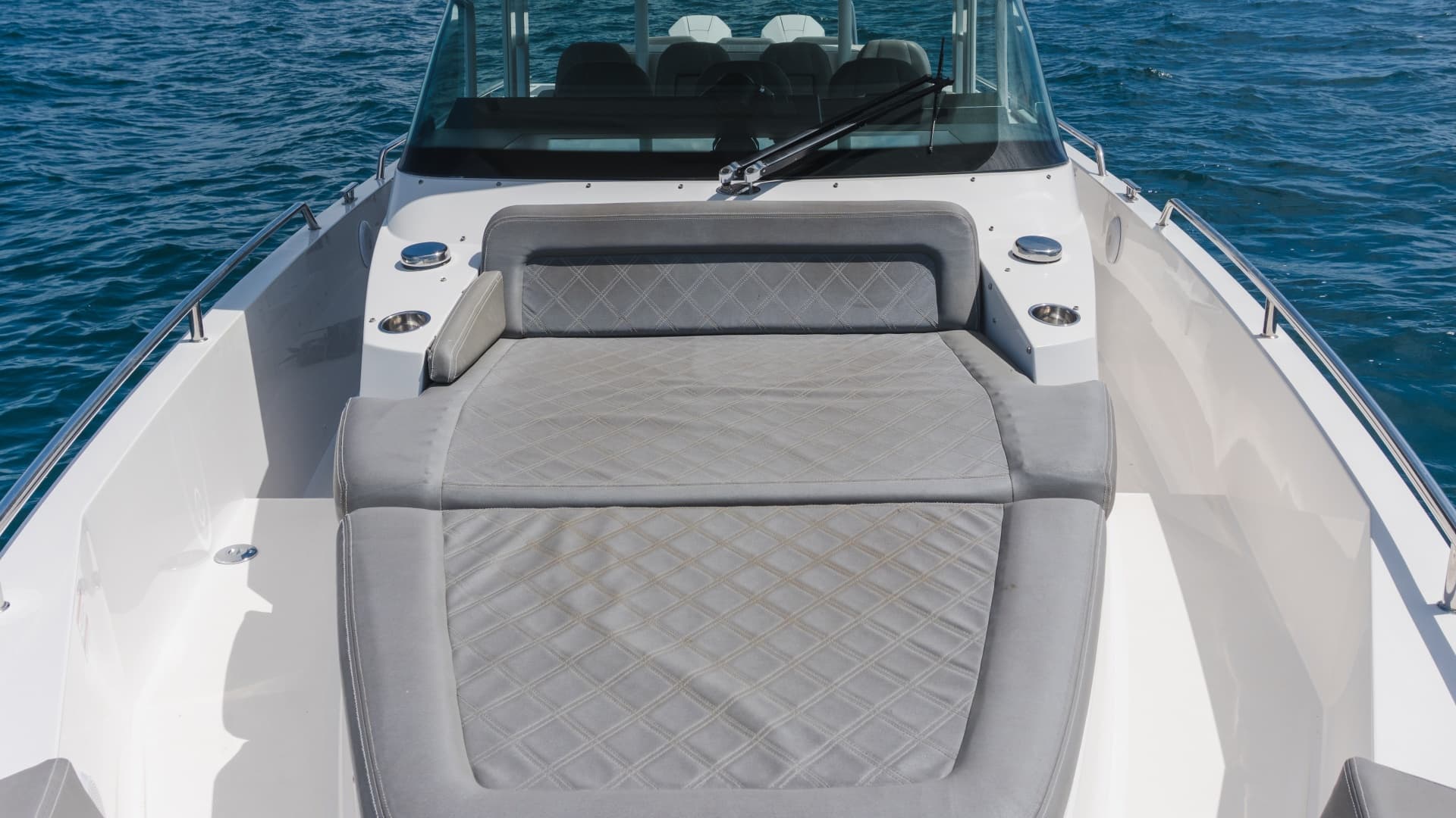 2020 Axopar 37 Sun Top