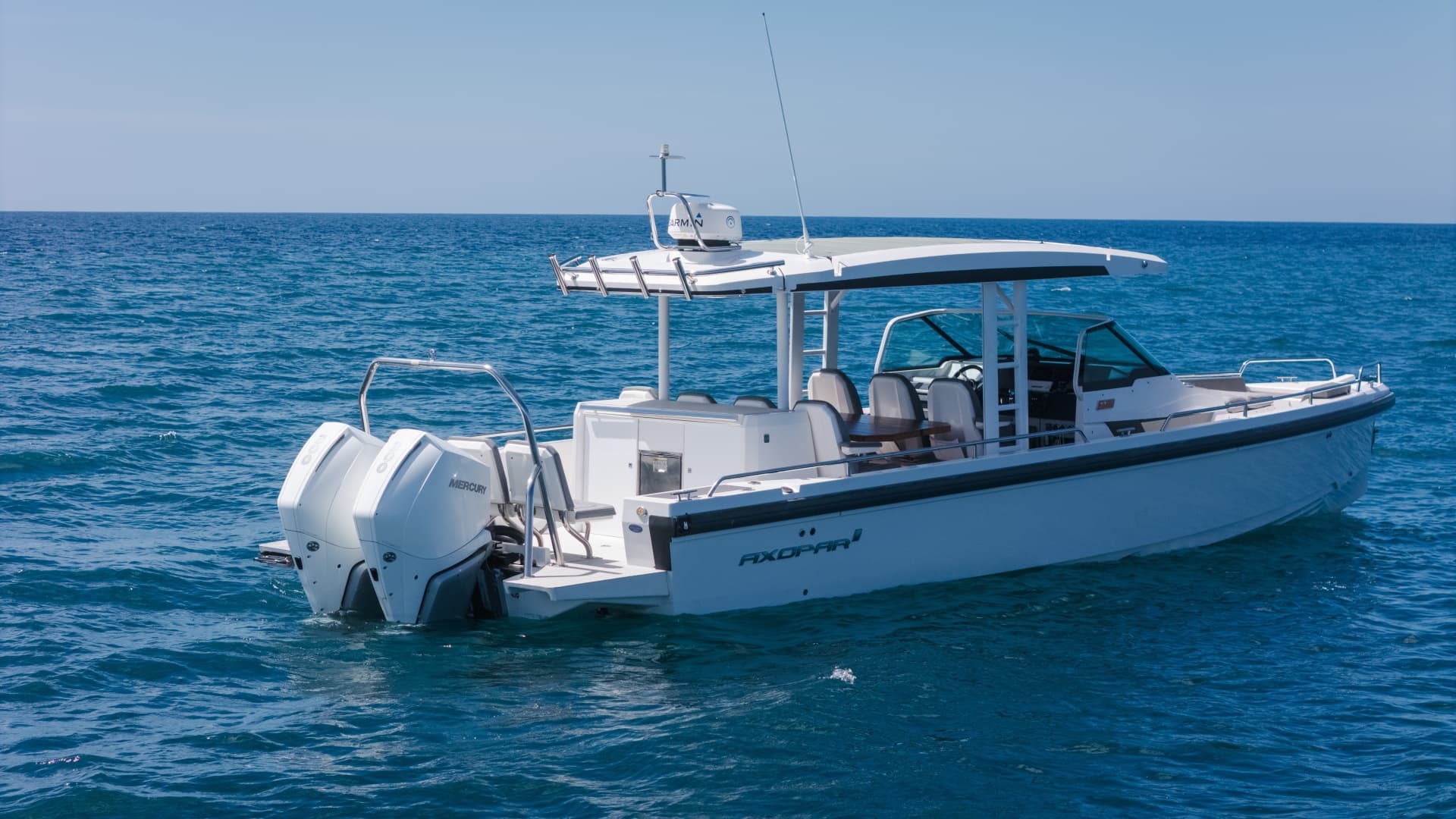 2020 Axopar 37 Sun Top