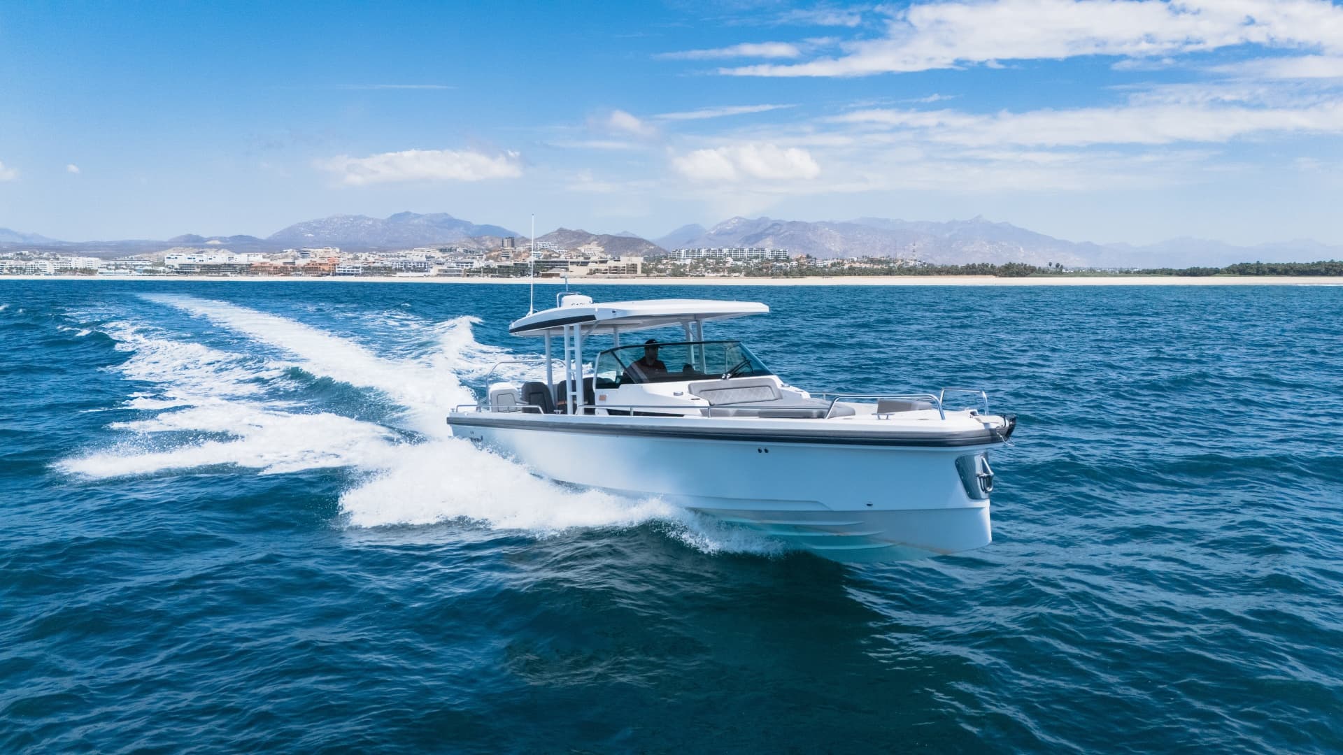 2020 Axopar 37 Sun Top